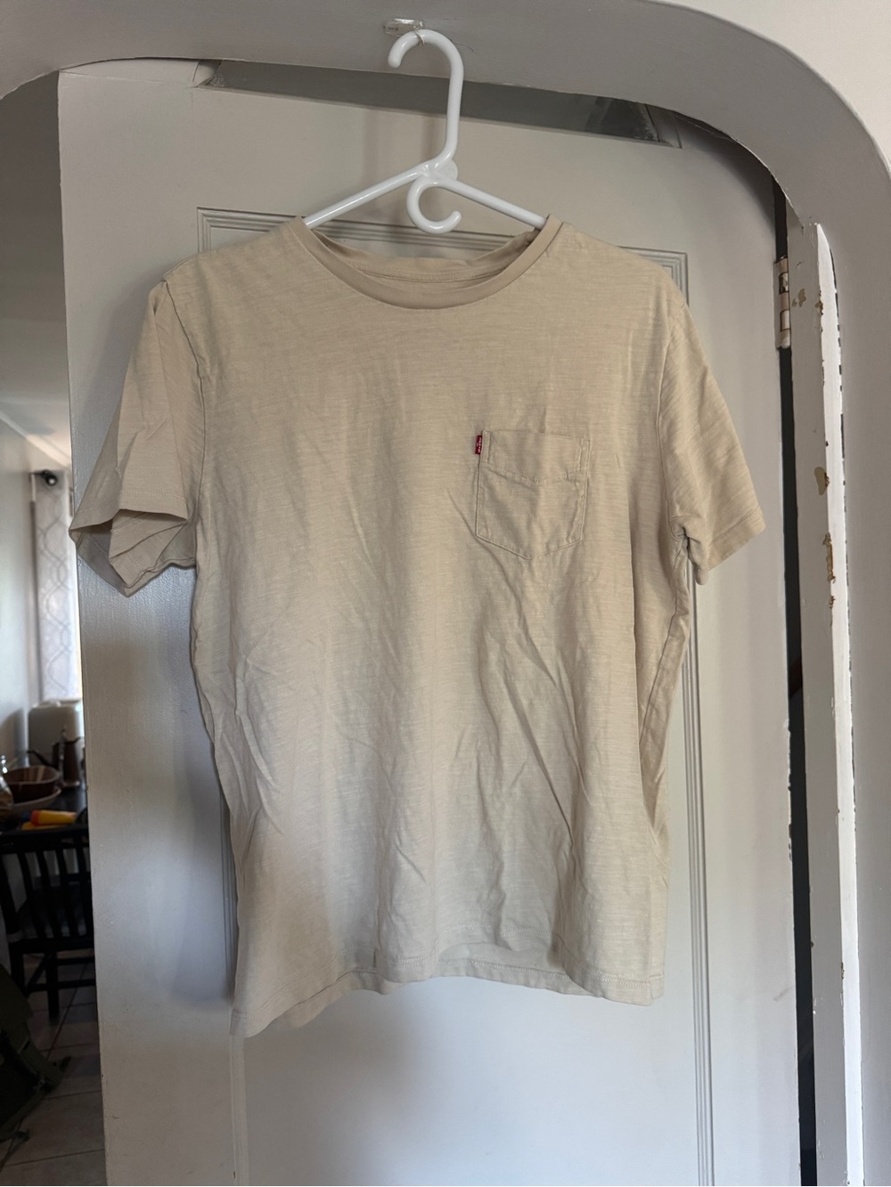 Levi's Men's Cream Pocket Tee - Neutral Short Sleeve